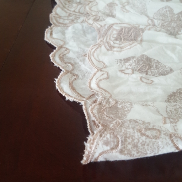 RW&Co. Sleeveless Floral Top, Small - Picture 7 of 8